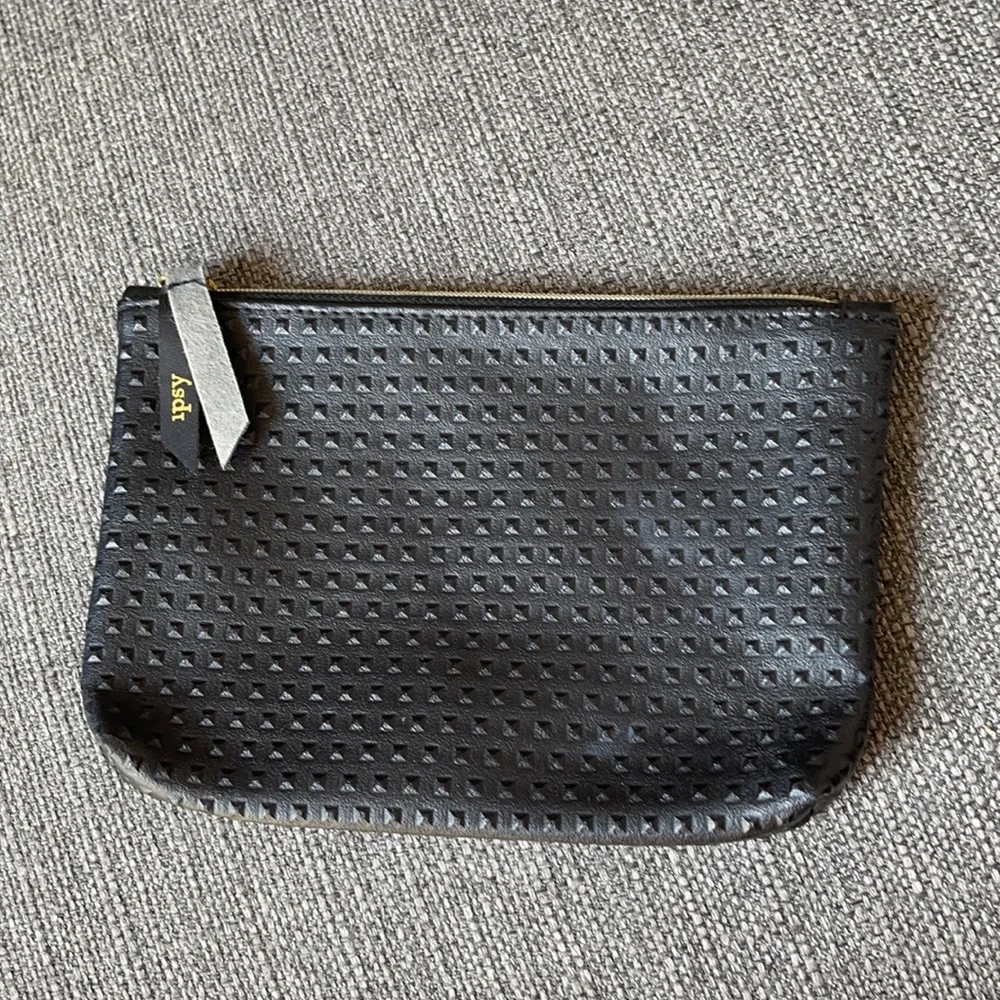 ipsy new makeup